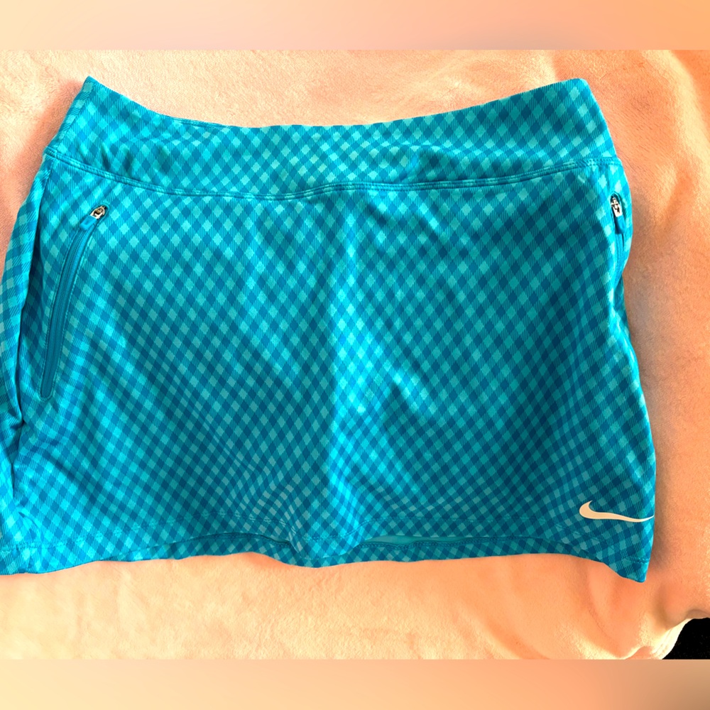 NIKEGOLF SKORT TOUR PERFORMANCE DRI-FIT SIZE SMALL
